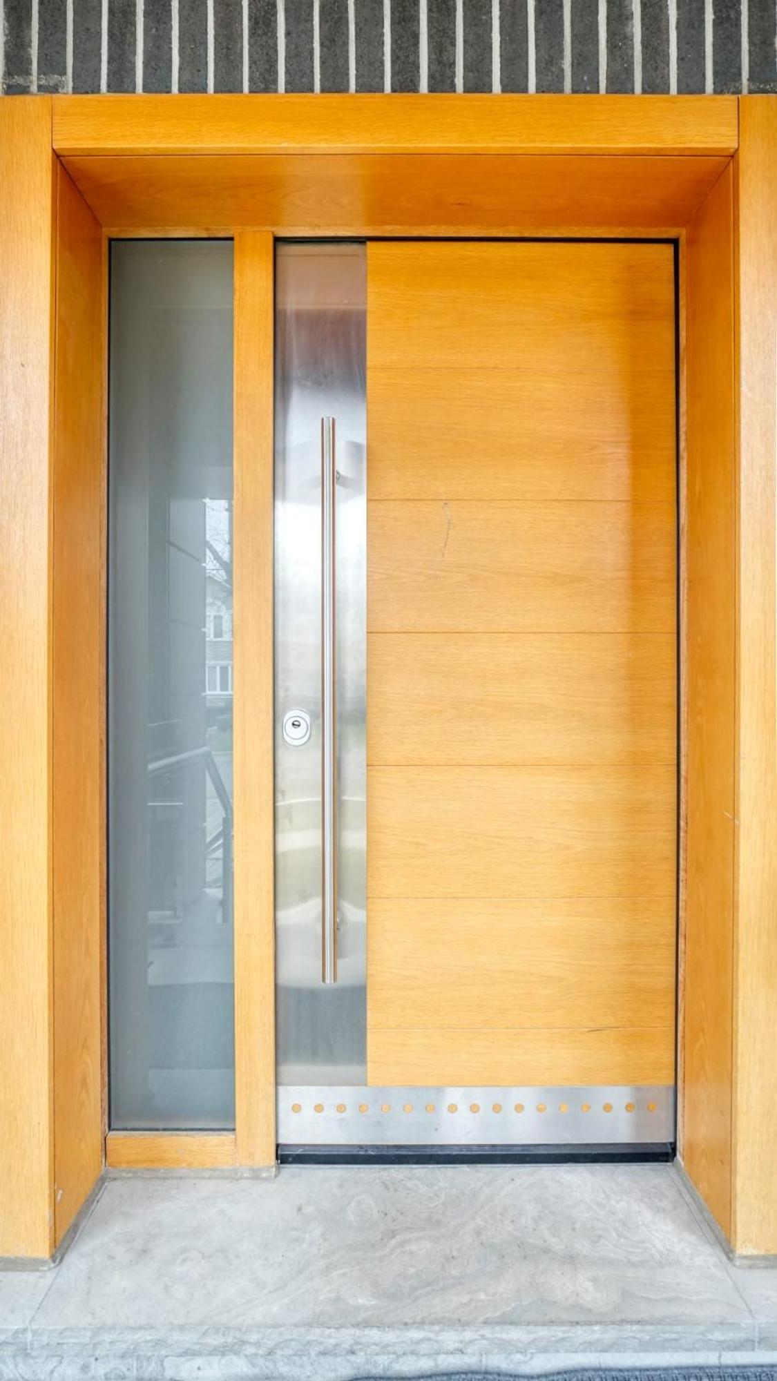 Toronto Modern House Exterior foto